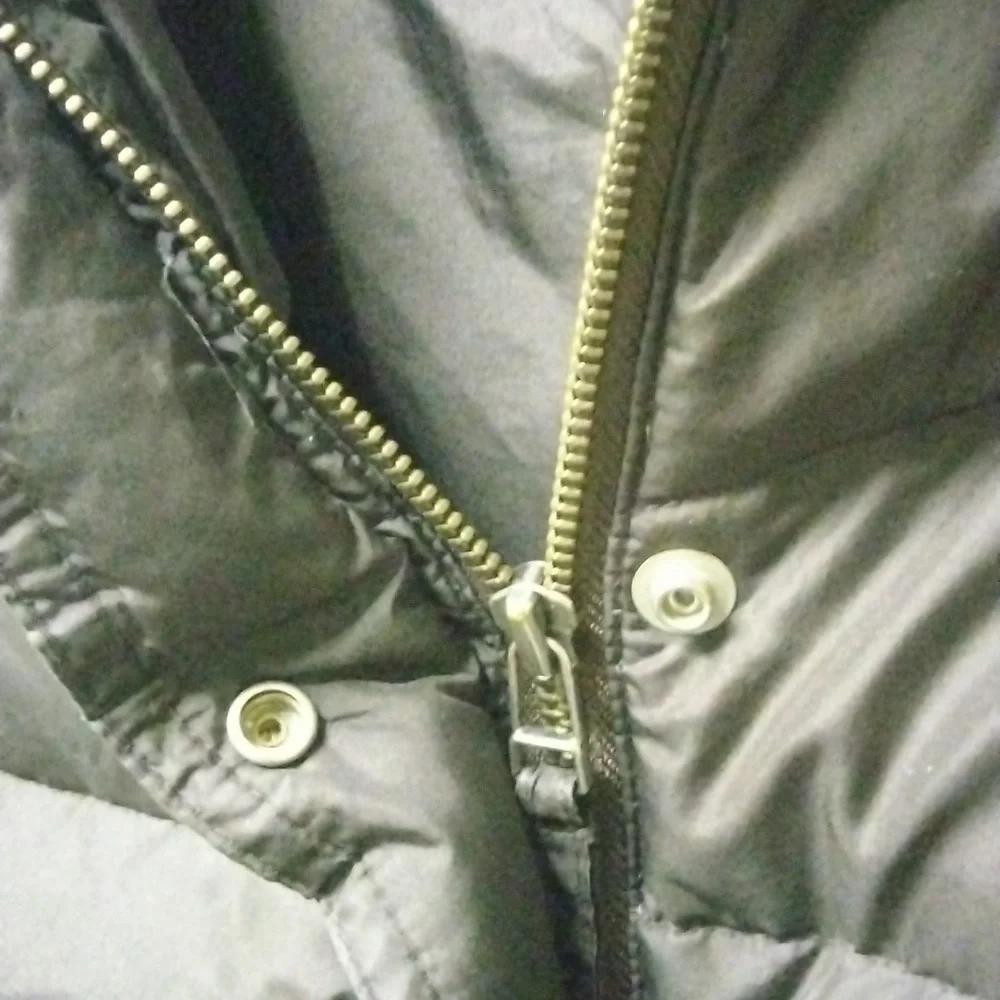 J.Crew Women's Hooded Puffer Jacket Size Large Brown Snap Button Warm Outdoor